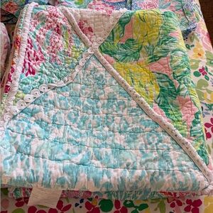 Lilly Pulitzer Pottery Barn Quilt, pillow shams, sheet set, throw blanket